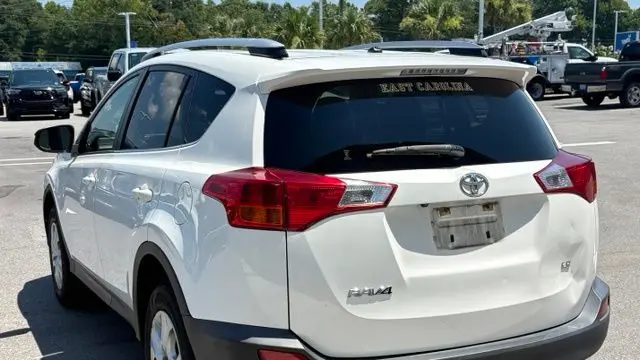 2014 Toyota RAV4 LE