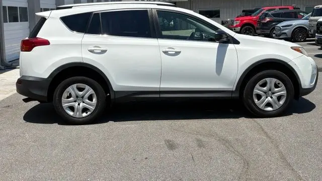 2014 Toyota RAV4 LE