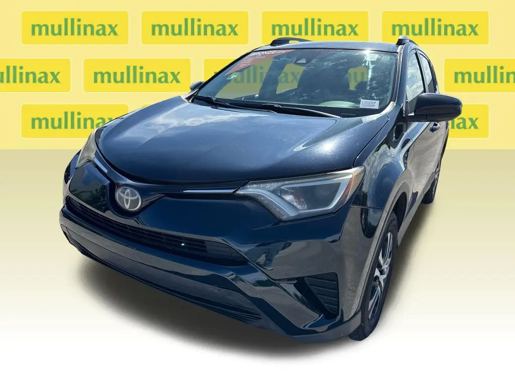 2018 Toyota RAV4 - $14,900