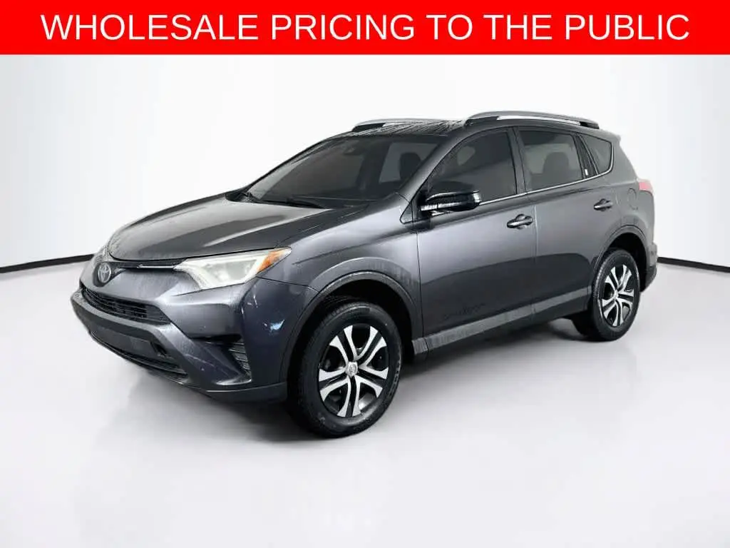 2018 Toyota RAV4 - $14,708