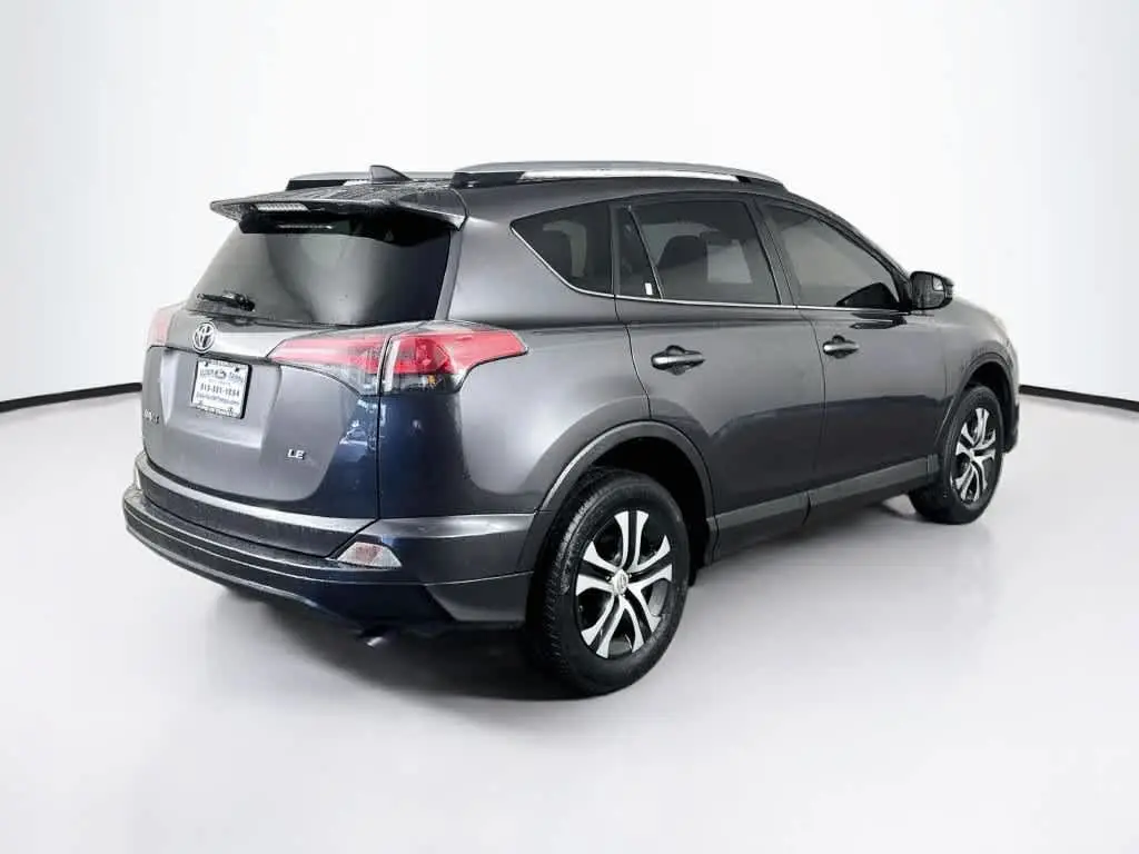 2018 Toyota RAV4 - $14,708