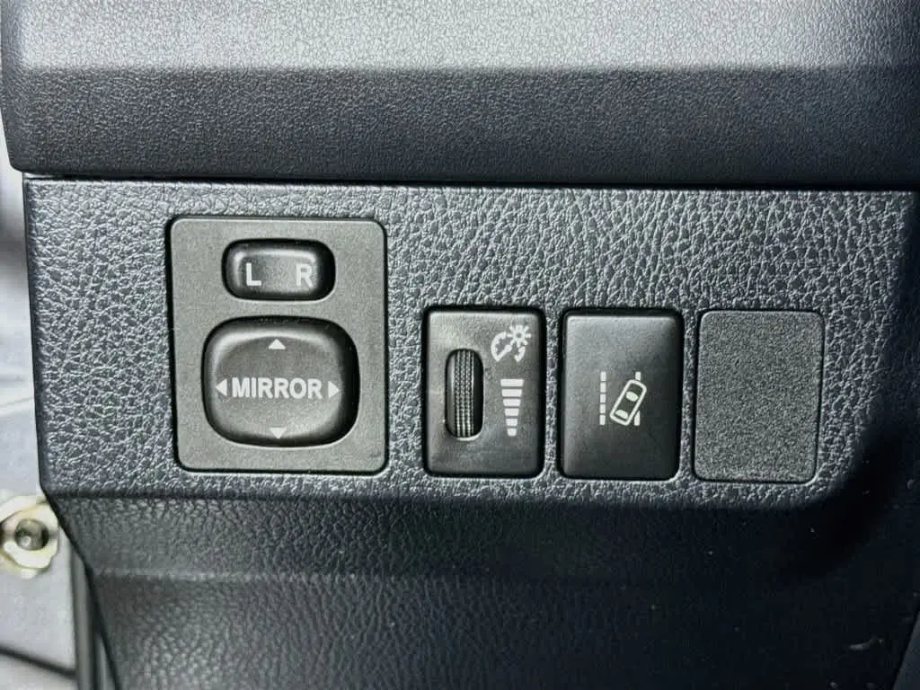2018 Toyota RAV4 - $14,708