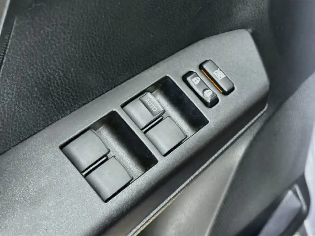 2018 Toyota RAV4 - $14,708