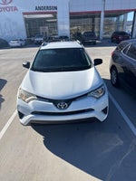 2016 RAV4 Thumbnail 2