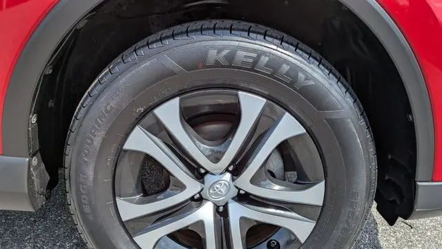 2016 Toyota RAV4 LE