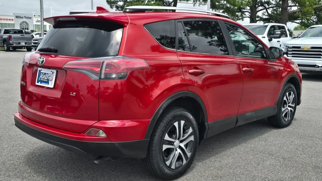 2016 Toyota RAV4 LE