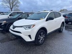 2017 RAV4 Thumbnail 3