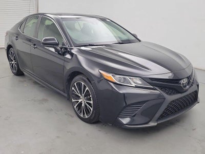 2018 Toyota Camry SE 4DR Sedan