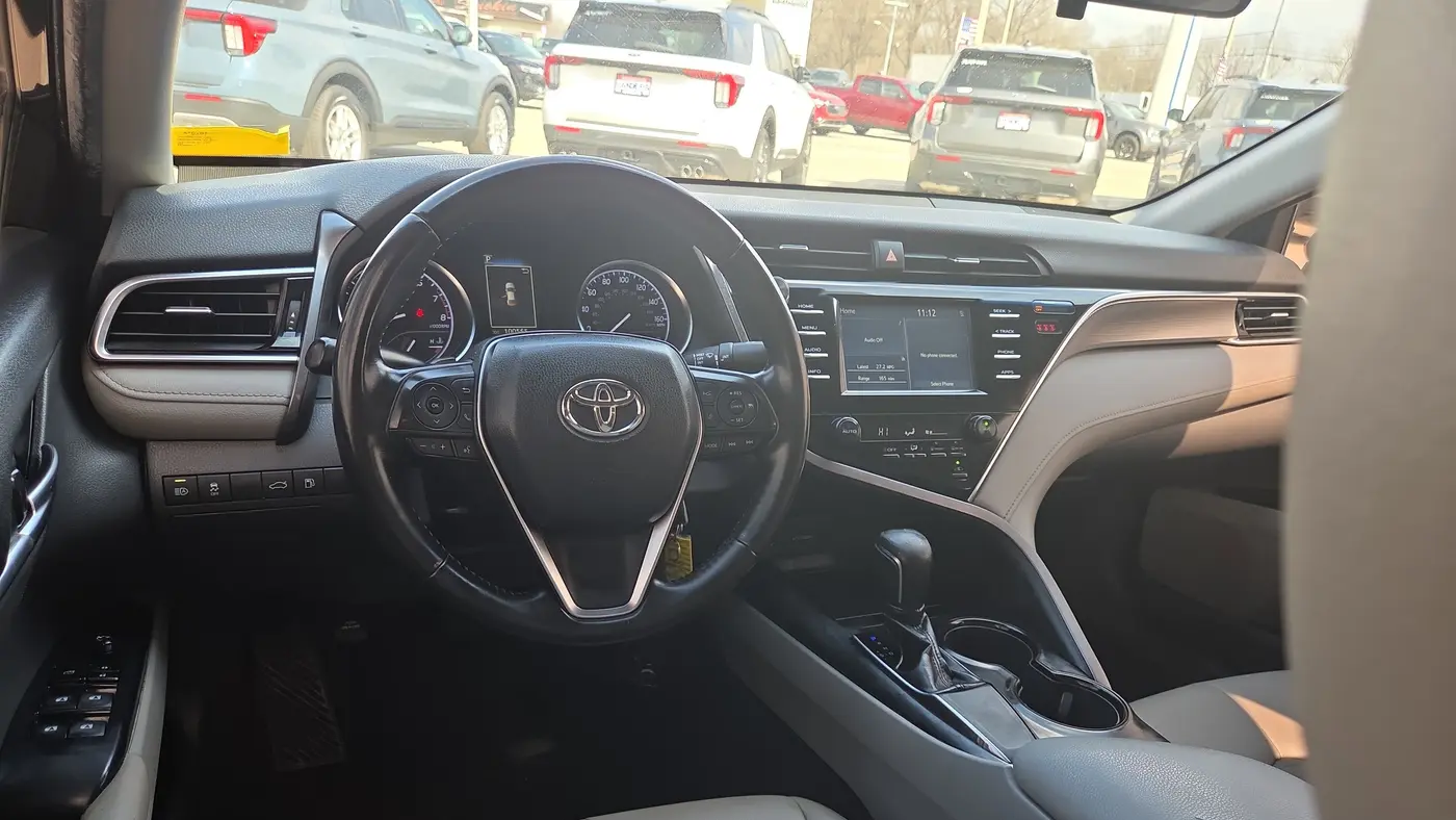 2018 Toyota Camry SE