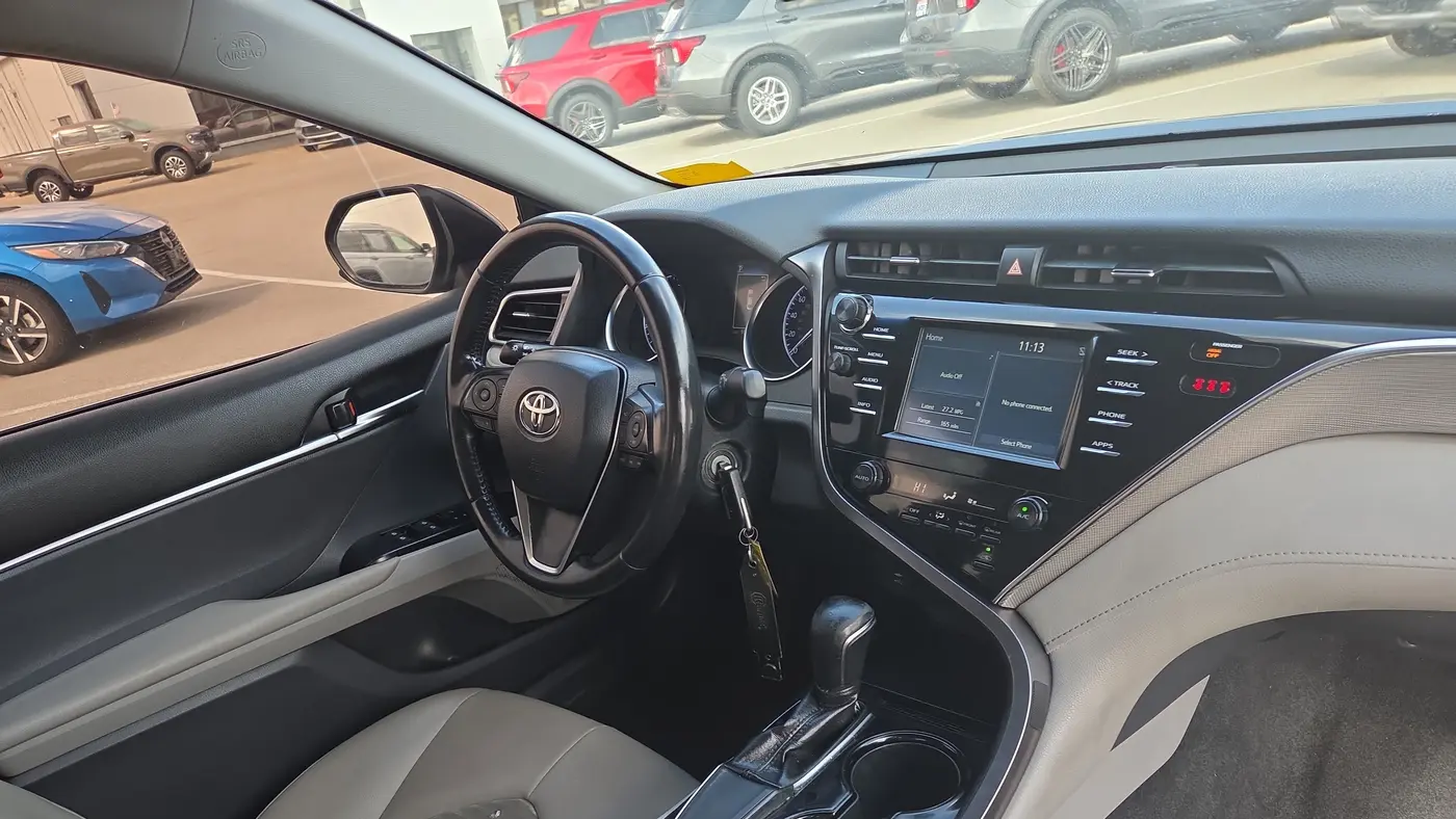2018 Toyota Camry SE