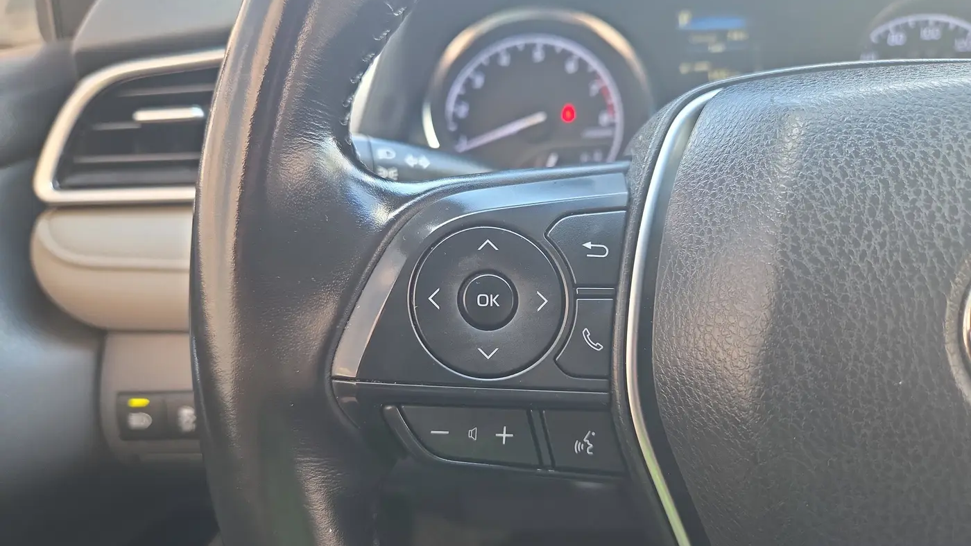 2018 Toyota Camry SE