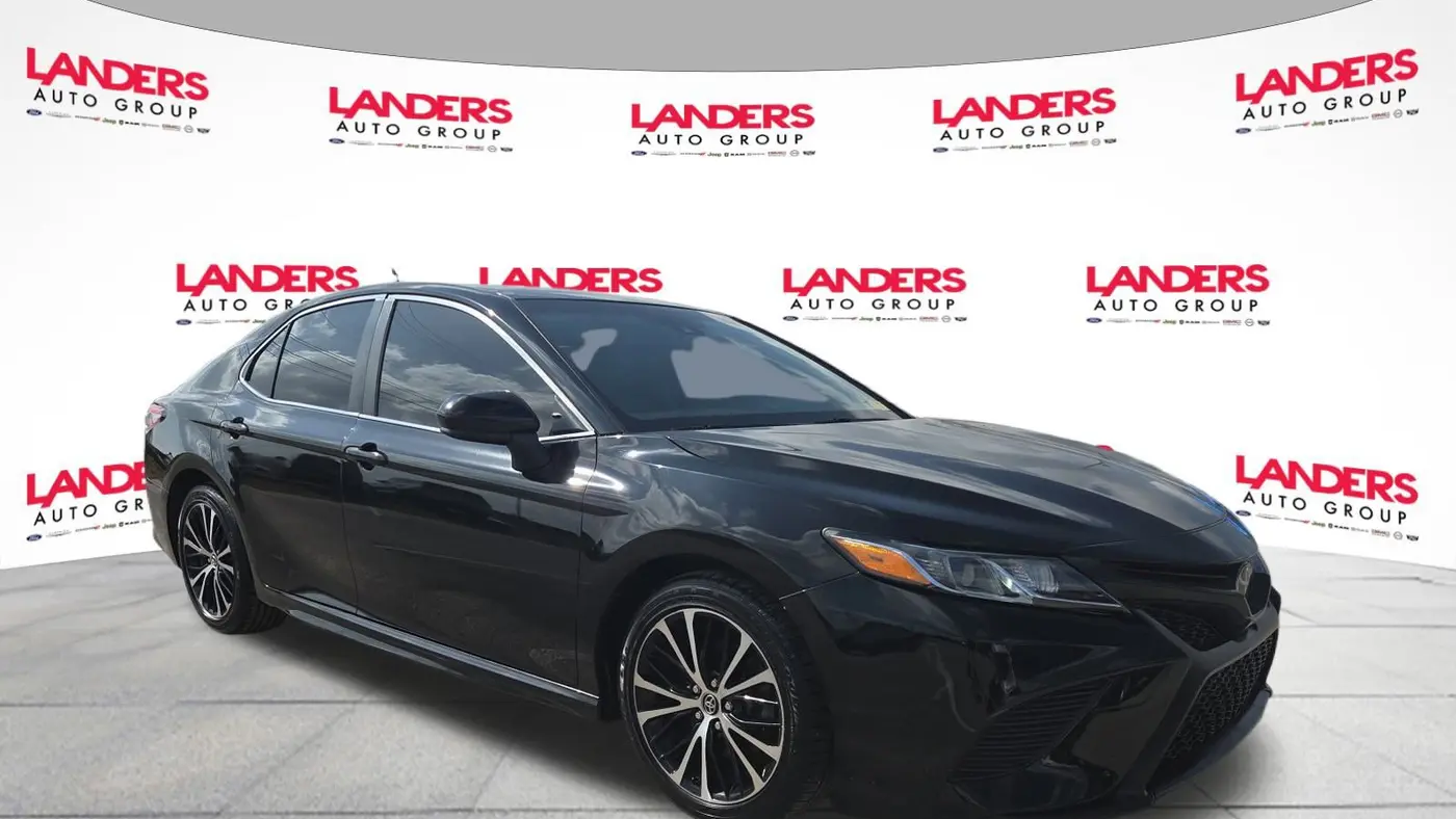 Preowned 2018 Toyota Camry SE for Sale