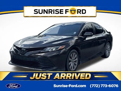 2018 Toyota Camry LE 4DR Sedan