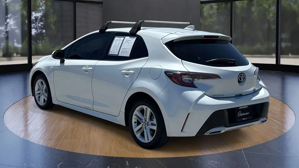 2021 Toyota Corolla Hatchback SE