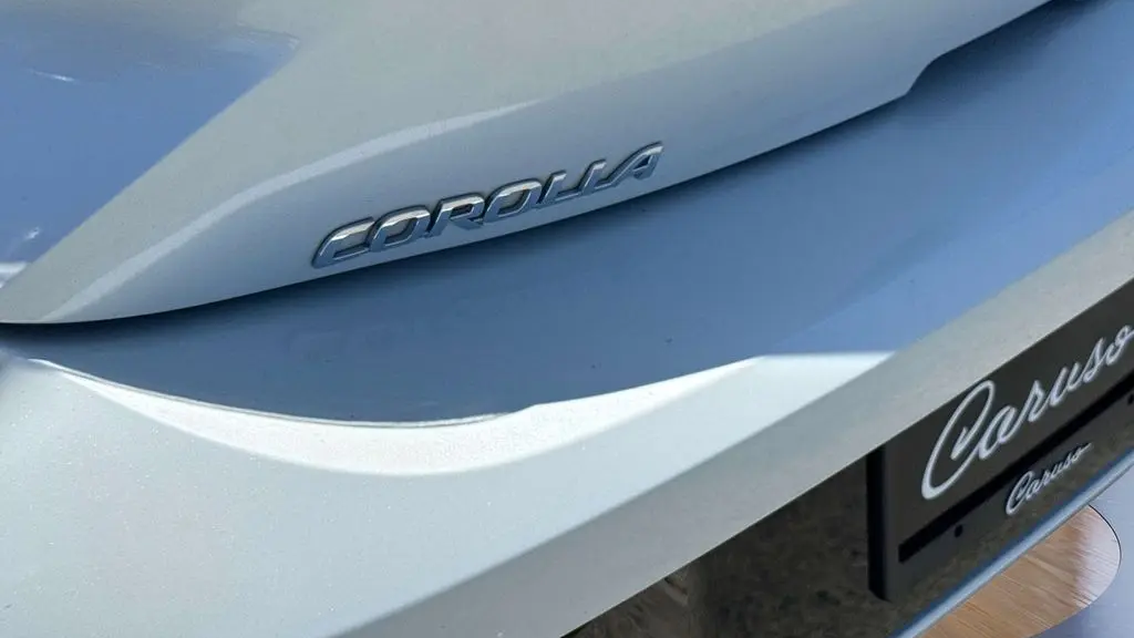 2021 Toyota Corolla Hatchback SE