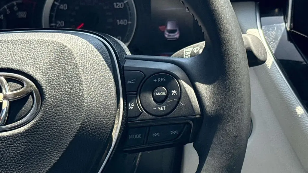 2021 Toyota Corolla Hatchback SE