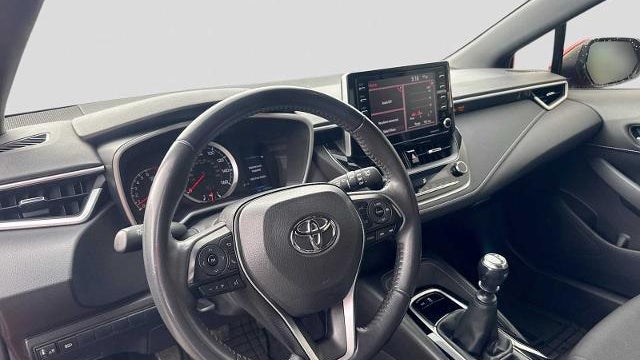 2021 Toyota Corolla Hatchback SE