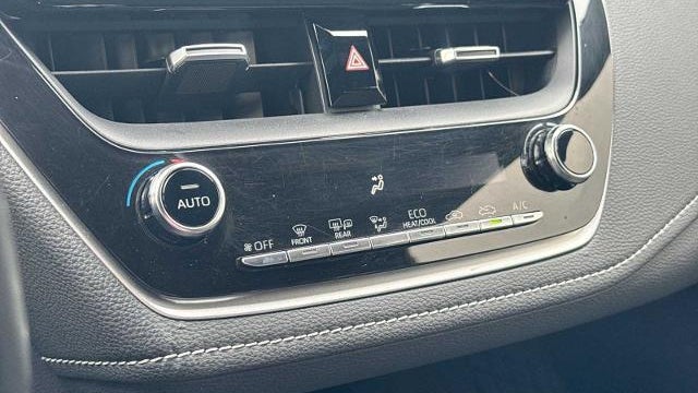 2021 Toyota Corolla Hatchback SE