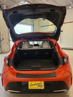 2023 Corolla Hatchback Thumbnail 28