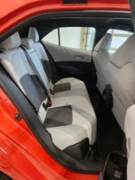 2023 Corolla Hatchback Thumbnail 33