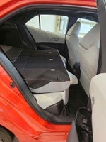 2023 Corolla Hatchback Thumbnail 37