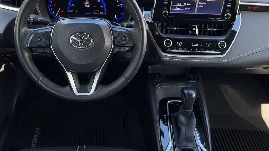 2021 Toyota Corolla Hatchback XSE