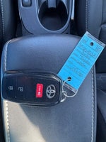 2024 Corolla Hatchback Thumbnail 38