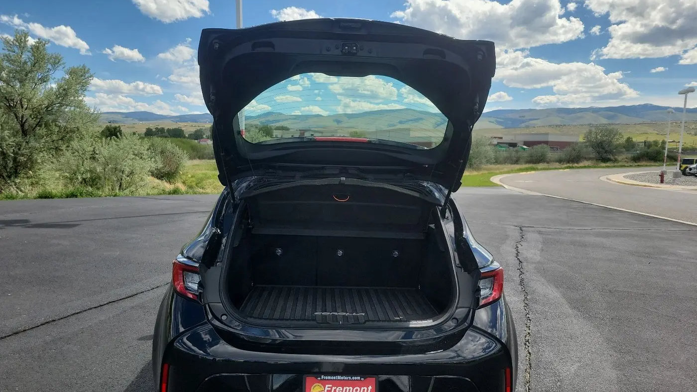 2024 Toyota Corolla Hatchback SE