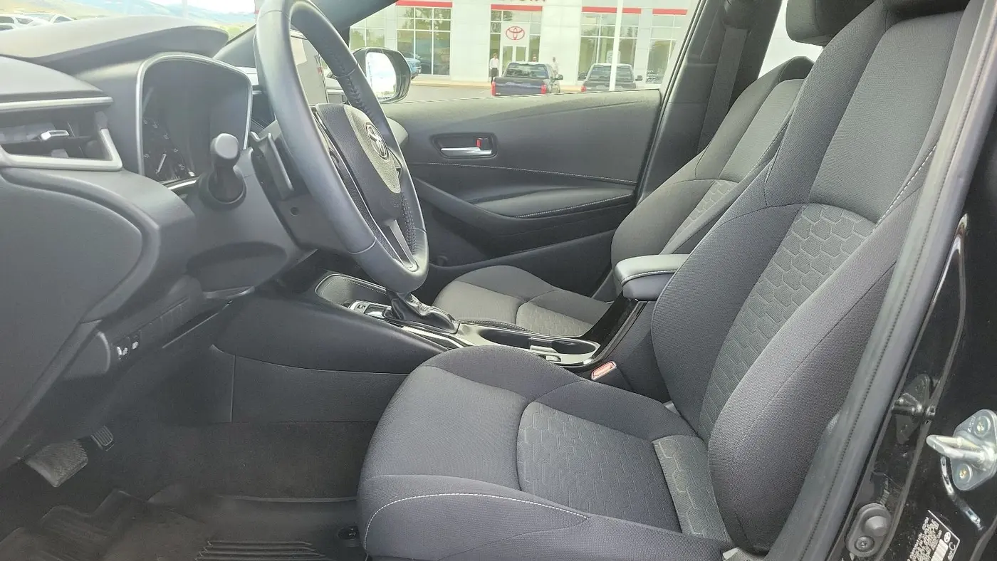 2024 Toyota Corolla Hatchback SE