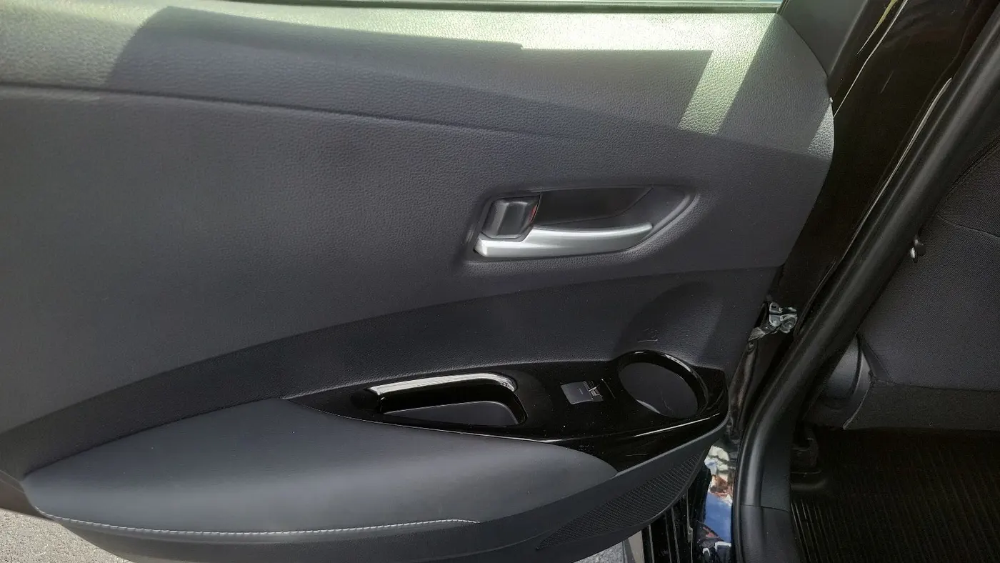 2024 Toyota Corolla Hatchback SE