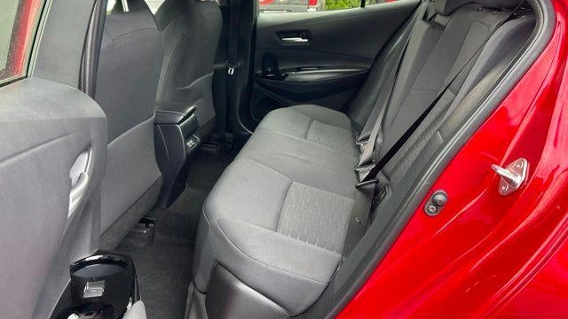 2025 Toyota Corolla Hatchback SE