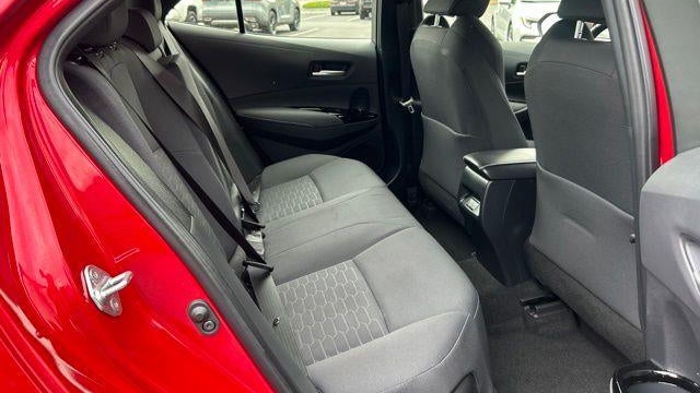 2025 Toyota Corolla Hatchback SE