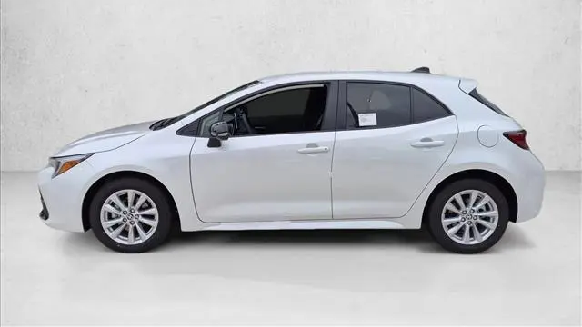 2026 Toyota Corolla Hatchback SE