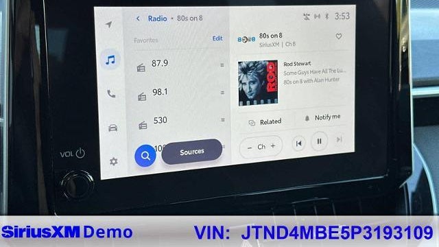 2023 Toyota Corolla Hatchback SE