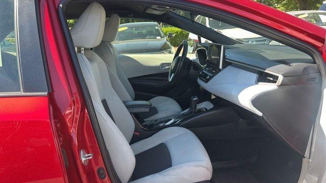 2024 Toyota Corolla Hatchback SE