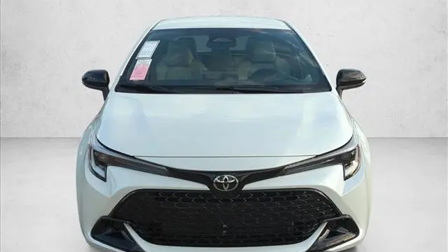 2026 Toyota Corolla Hatchback SE