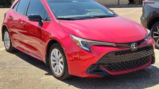 2026 Toyota Corolla Hatchback SE
