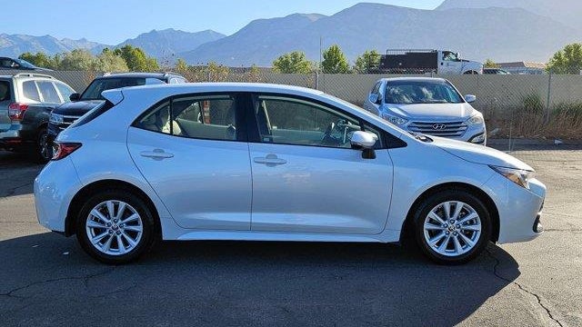 2023 Toyota Corolla Hatchback SE