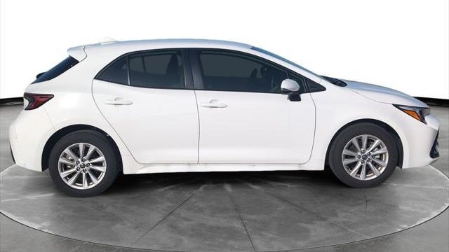 2025 Toyota Corolla Hatchback SE