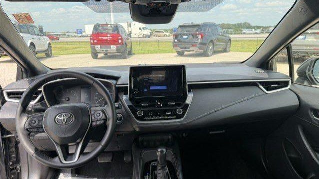 2023 Toyota Corolla Hatchback SE