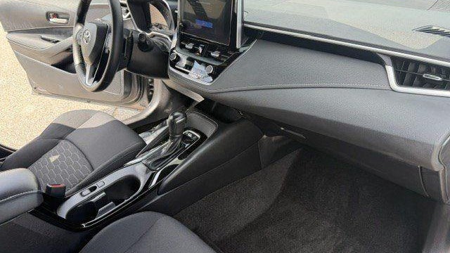 2023 Toyota Corolla Hatchback SE