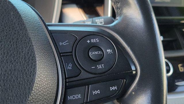 2019 Toyota Corolla Hatchback SE