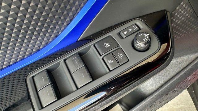 2020 Toyota C-HR LE