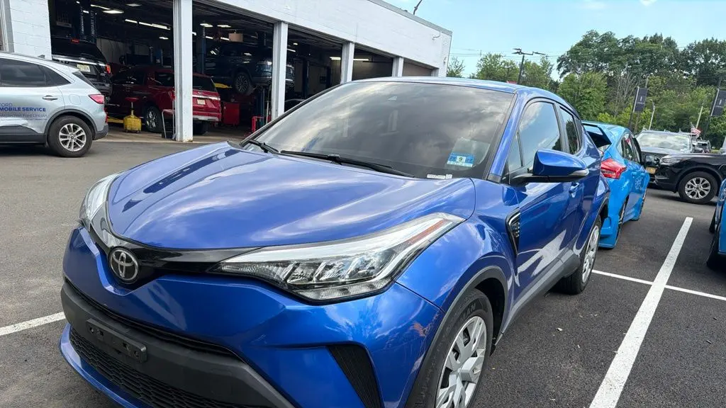 2020 Toyota C-HR LE