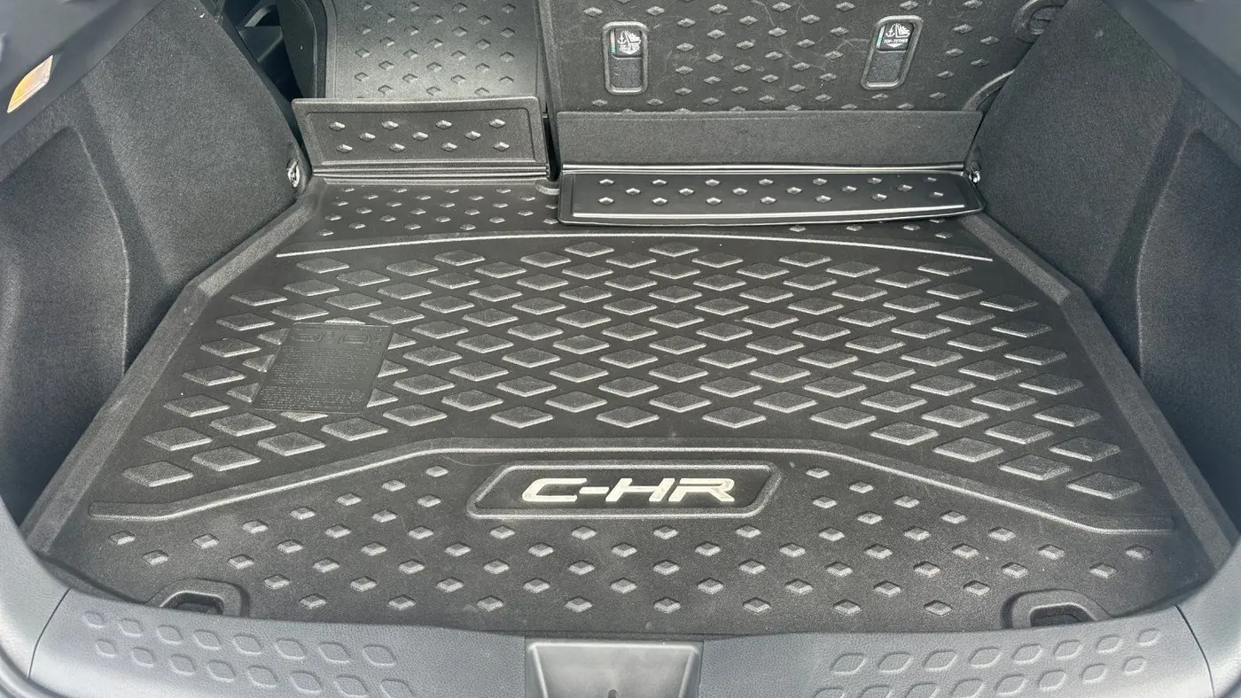 2020 Toyota C-HR LE