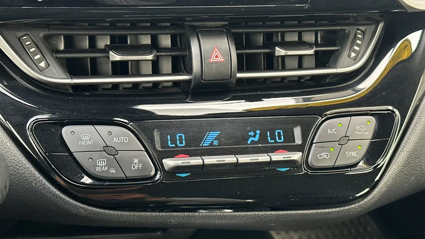 2020 Toyota C-HR LE