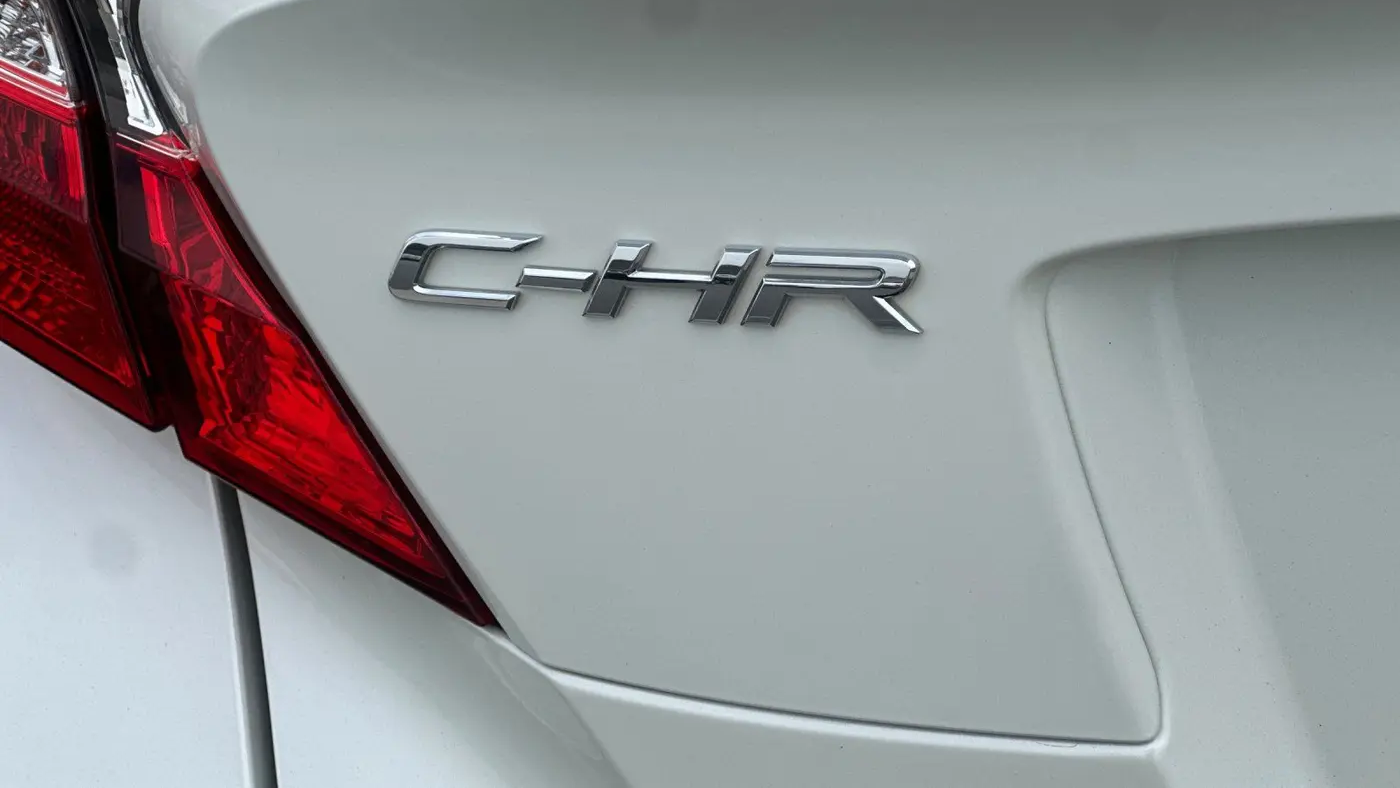 2020 Toyota C-HR LE