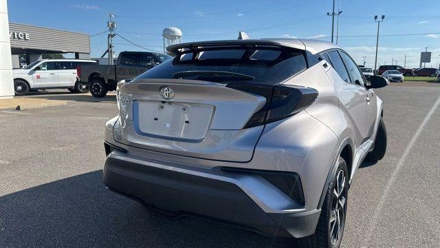 2020 Toyota C-HR LE