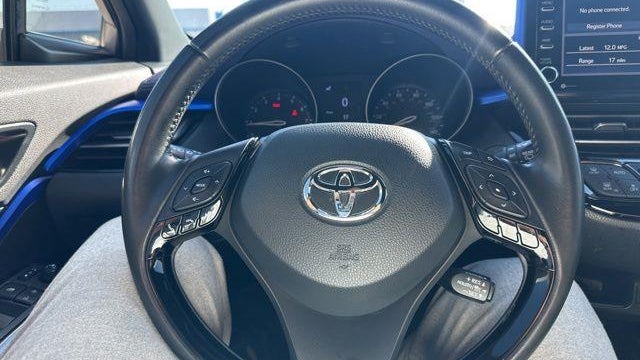 2020 Toyota C-HR LE