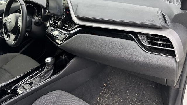 2021 Toyota C-HR LE